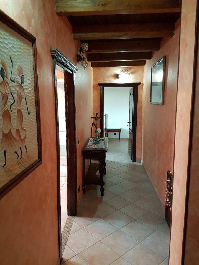 Casa Vacanza Il Mandorlo Domusnovas Exteriör bild