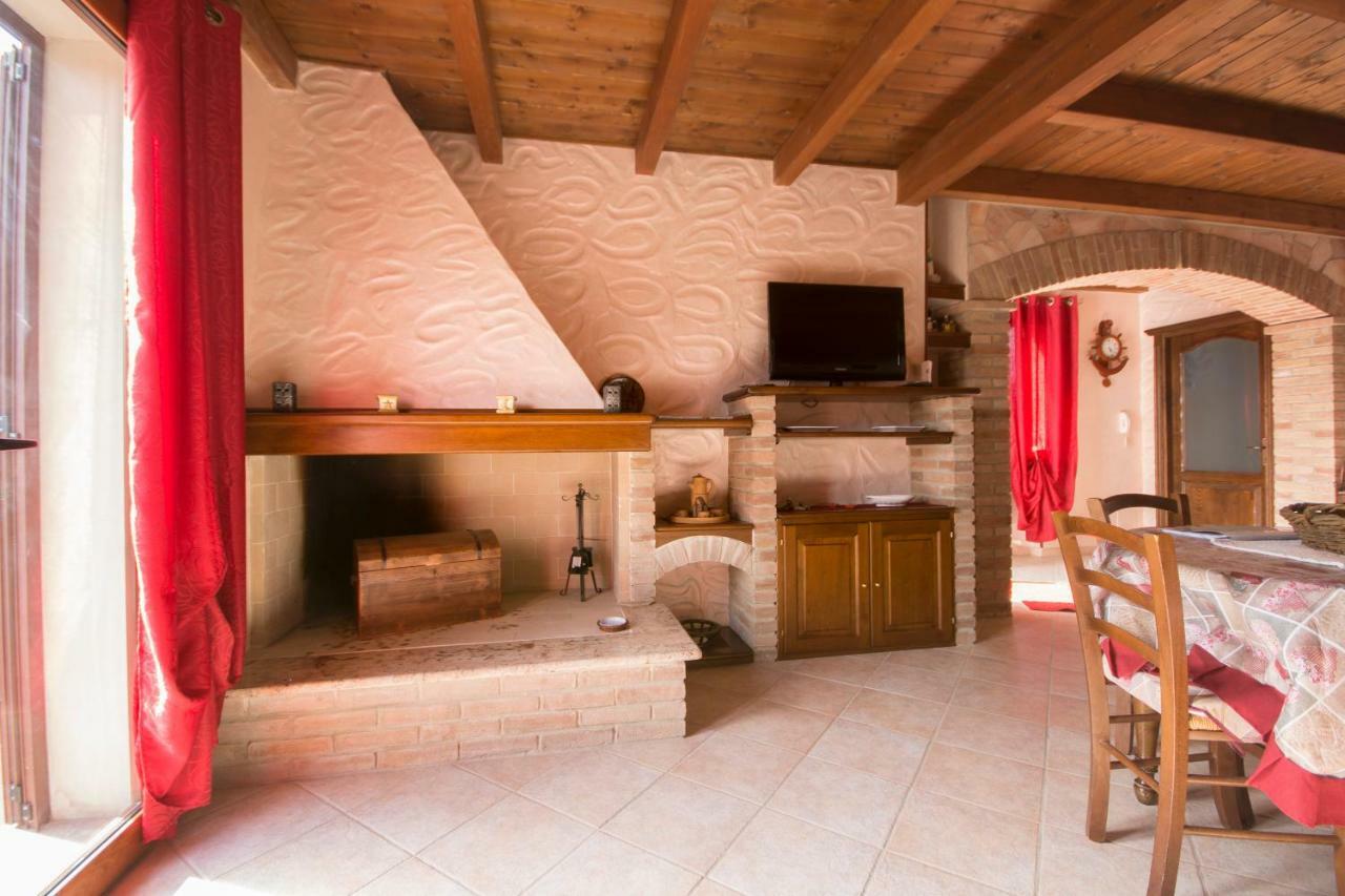Casa Vacanza Il Mandorlo Domusnovas Exteriör bild