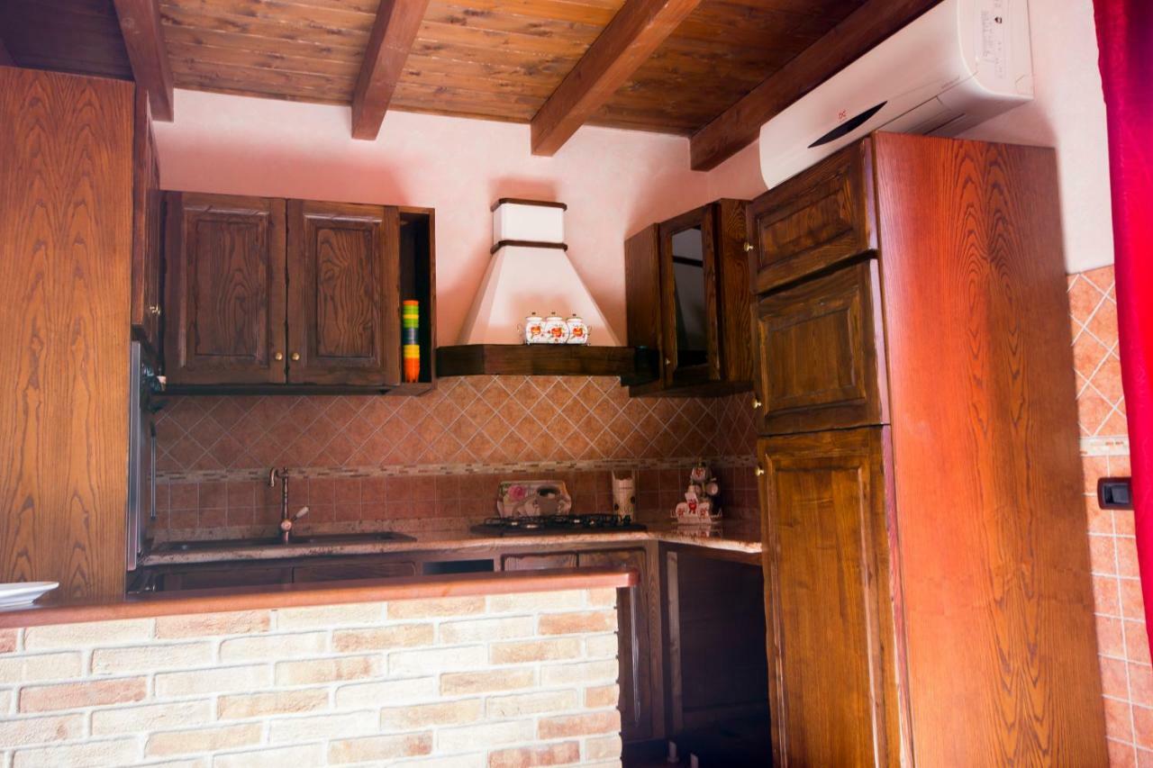 Casa Vacanza Il Mandorlo Domusnovas Exteriör bild